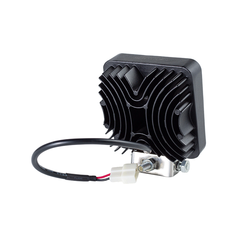 IP67 002 ไฟ LED ทำงานทรงสี่เหลี่ยมสำหรับงานหนัก 9 ดวงสำหรับยานยนต์อุตสาหกรรม