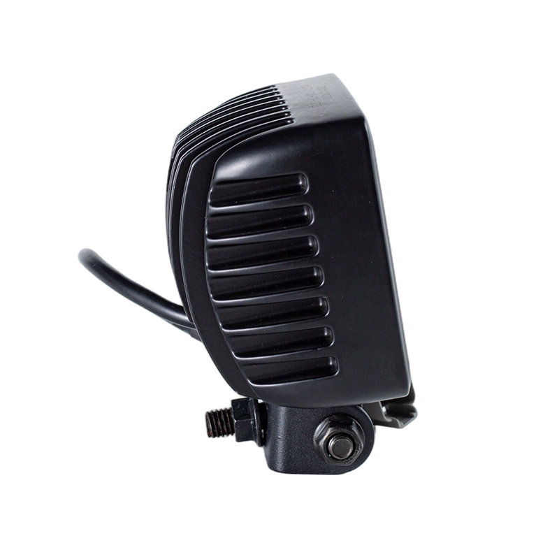 IP67 004 ไฟ LED ทำงานสำหรับงานหนัก 6 ดวงสำหรับยานยนต์อุตสาหกรรม