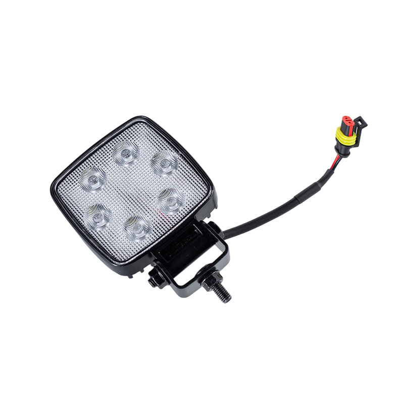 IP67 002 ไฟ LED ทำงานสำหรับงานหนัก 6 ดวงสำหรับยานยนต์อุตสาหกรรม
