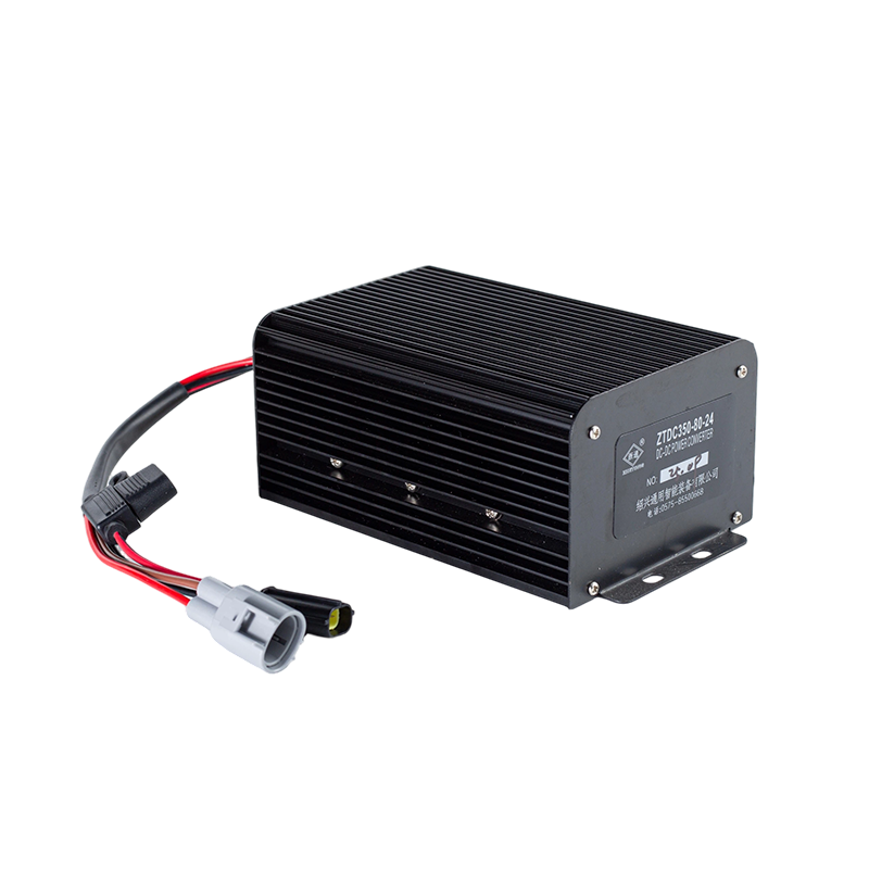 ประสิทธิภาพสูงมีเสถียรภาพเอาต์พุต IP65 กันฝุ่นทนน้ำมัน DC80V รถยกอินพุตกว้าง DC-DC แรงดันไฟฟ้าขั้นตอนลงโมดูล