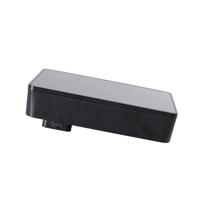 IP66 5 นิ้วแนวนอน CAN Bus Touch Dashboard / DC16V-DC120V แรงดันไฟฟ้ากว้าง FLYB-1005-1