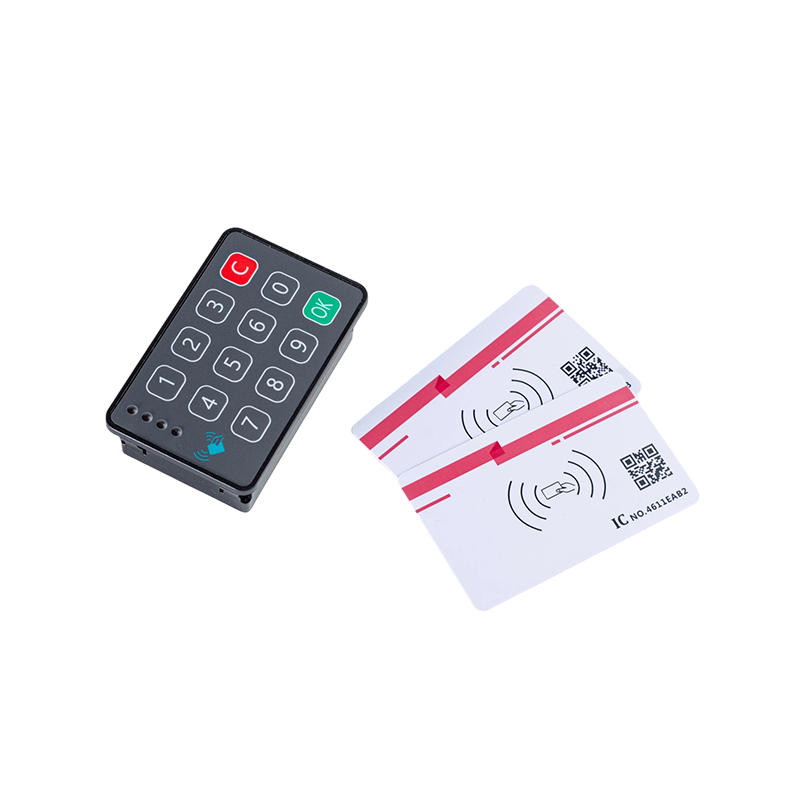 เครื่องอ่านบัตร IC แนวนอนพร้อมปุ่มกด / CAN2.0 125K Baud / การควบคุมการเข้าถึงยานพาหนะการจัดการยานพาหนะอุตสาหกรรม